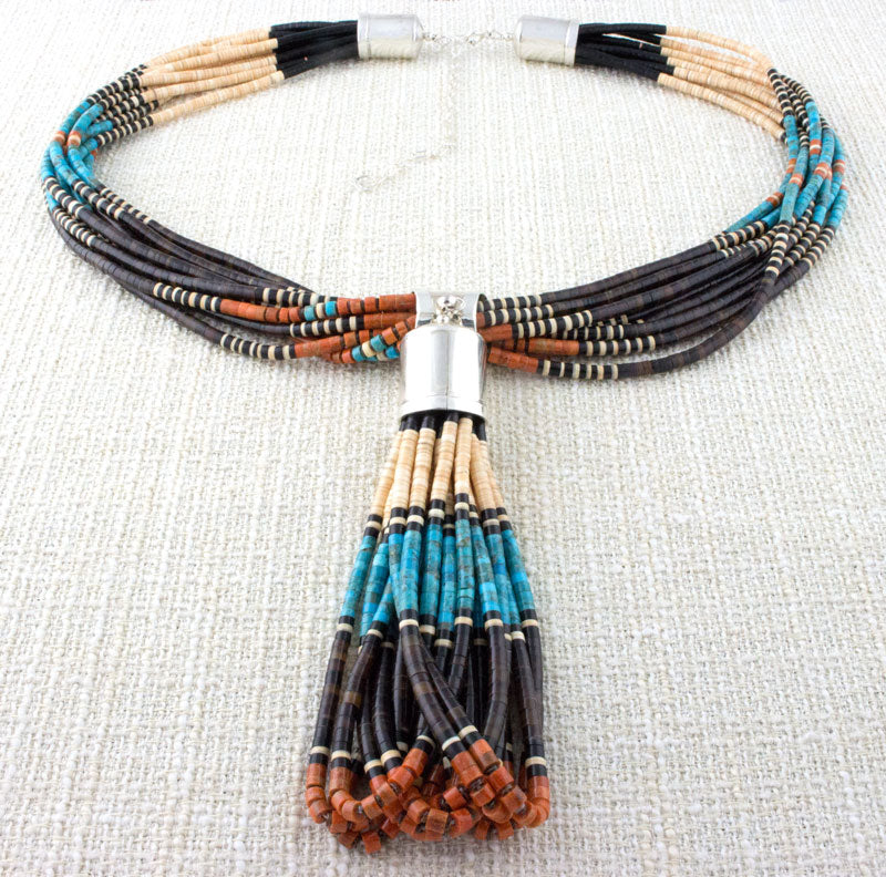 Collier Heishi multicolore à 10 brins avec pendentif Jaclas Heishi assorti à 10
