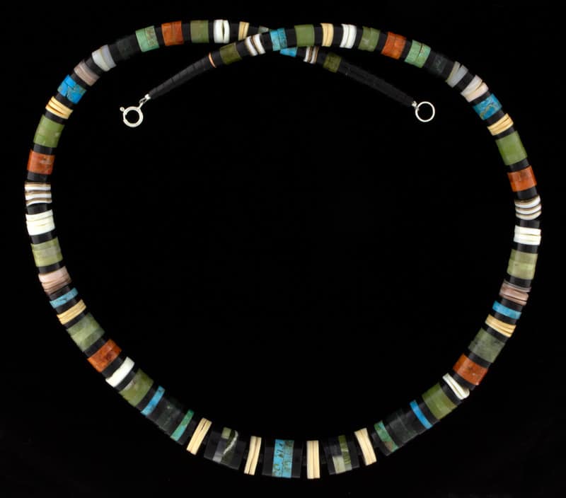 Absolventen-Multi-Color-Heishi-Halskette