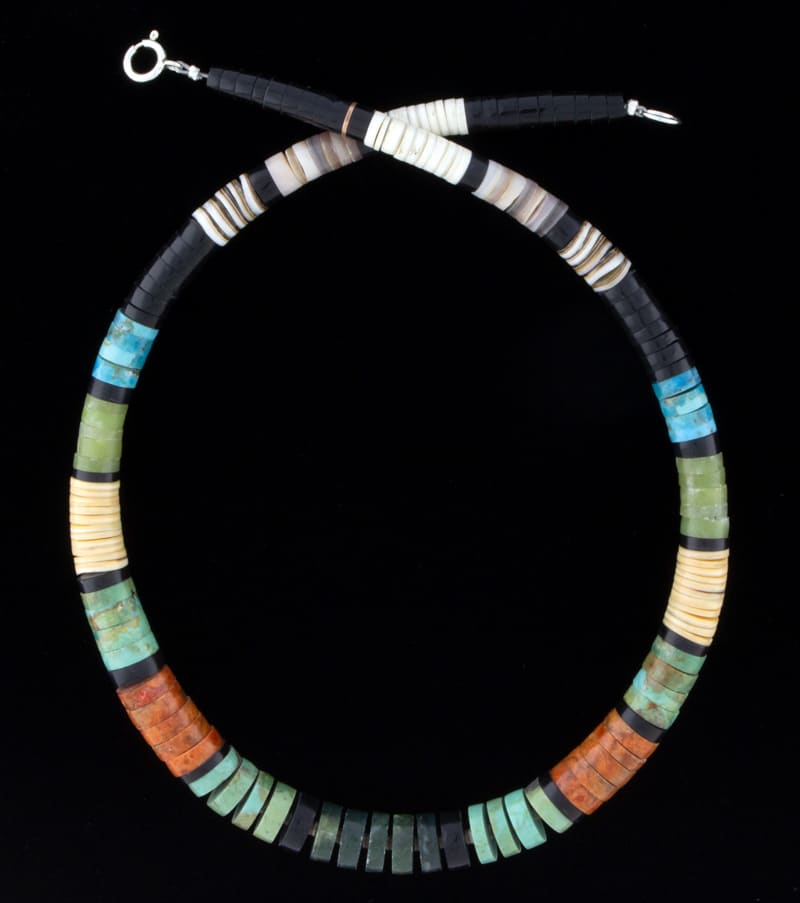 Absolventen-Multi-Color-Heishi-Halskette