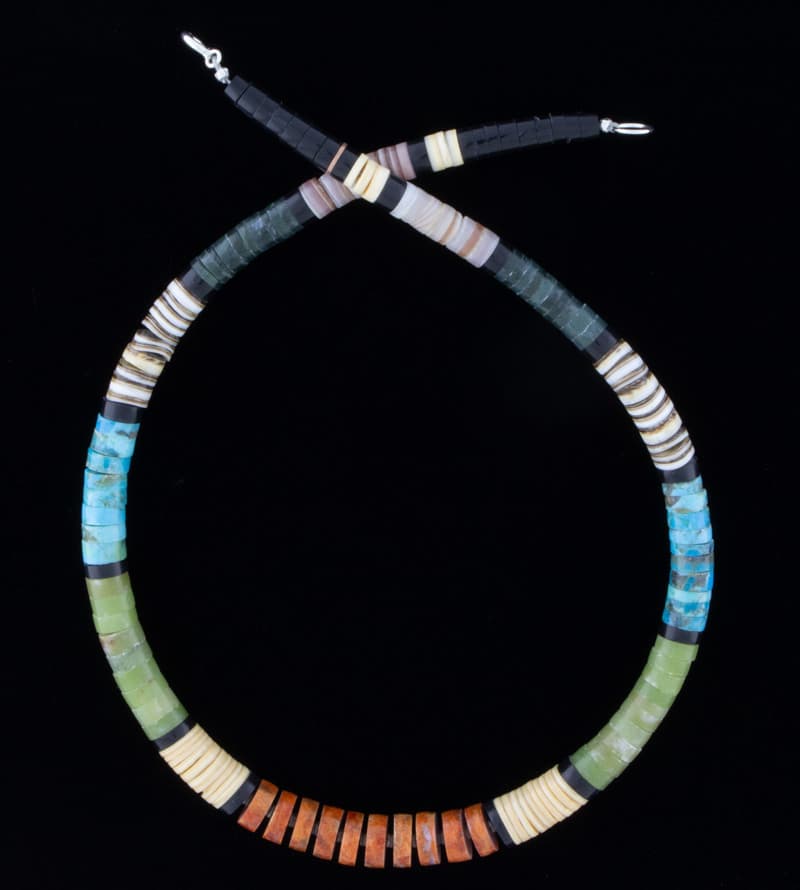 Collana Heishi Multi-Colore Graduata