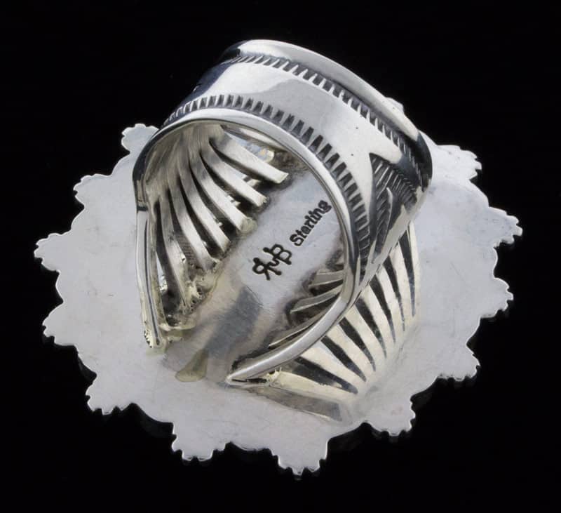 Anello in Turchese Oro Sonorano con Cornice in Corallo