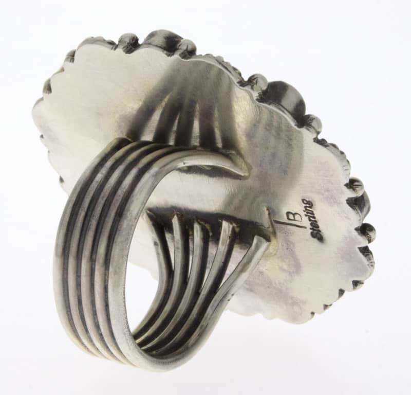 Anello a grappolo di corallo naturale mediterraneo