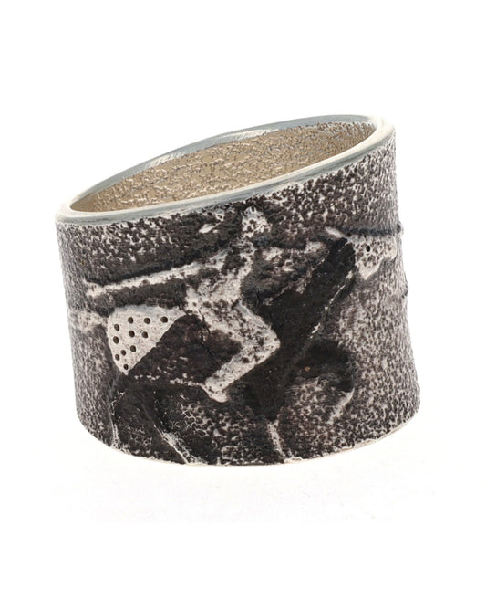 Tufa Cast "Buffalo Hunt" Ring
