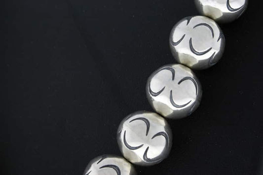 Collier en perles en argent sterling graduées fait main