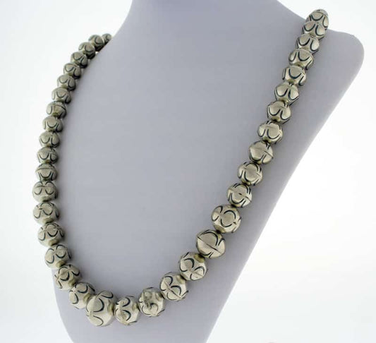 Collier en perles en argent sterling graduées fait main