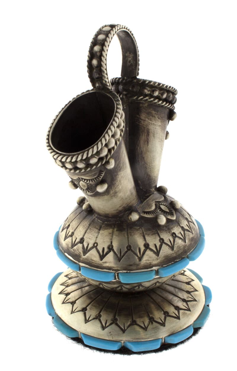 Vase de mariage miniature amérindien avec incrustation surélevée en turquoise de Kingman