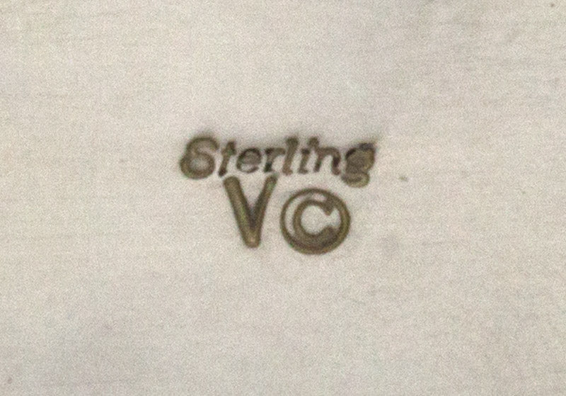 Armband aus Sterlingsilber mit erhobenem Mikro-Einlege-Design in Pferde-Overlay