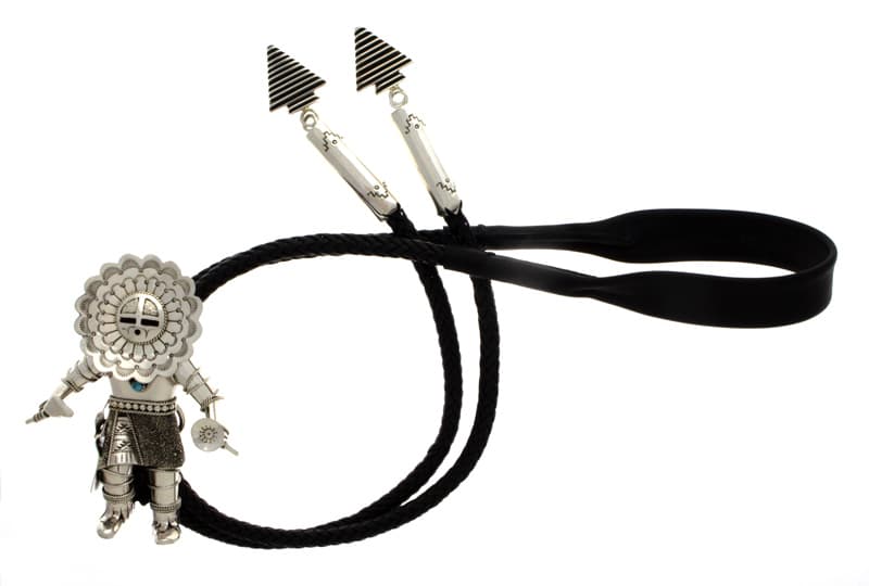 サンフェイス カチナ ボロタイ キングマン ターコイズ付き