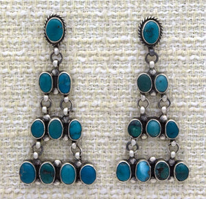 Boucles d'oreilles en chandelier en turquoise naturelle du Nevada