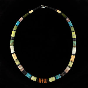 Absolventen-Multi-Color-Heishi-Halskette