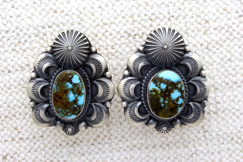 天然キングマンターコイズスカッシュブロッサムネックレスとマッチするイヤリング