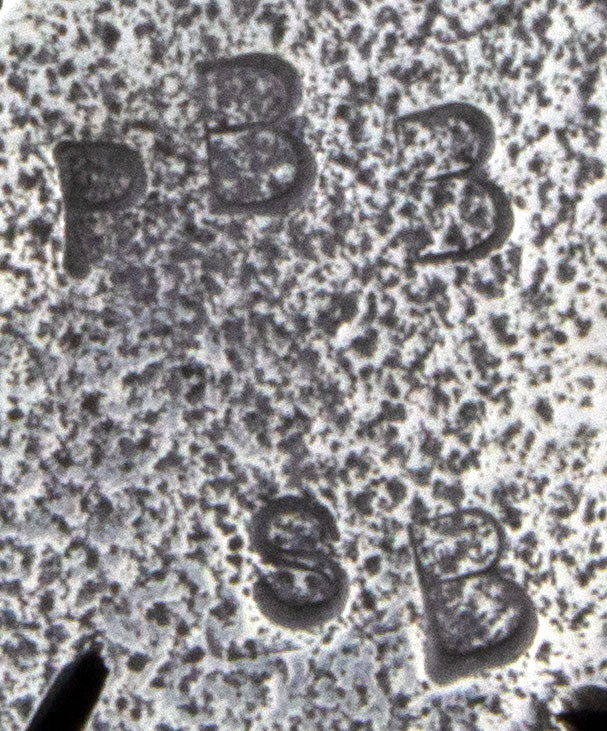 Pendentif libellule en tuf coulé avec turquoise candelaria naturelle