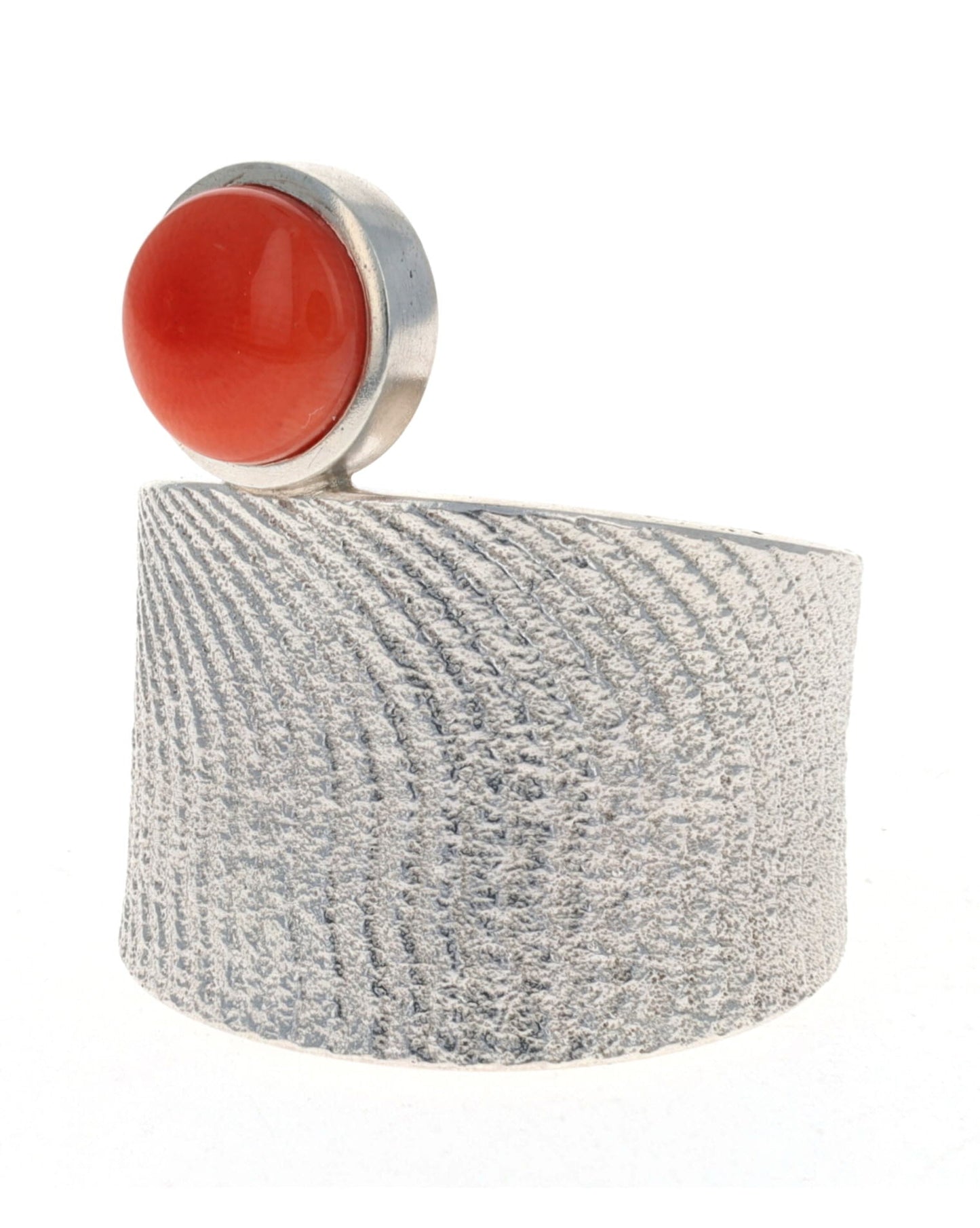 Tintenfisch-Tufa-Gussring mit natürlichem Lachs-Korallenstein