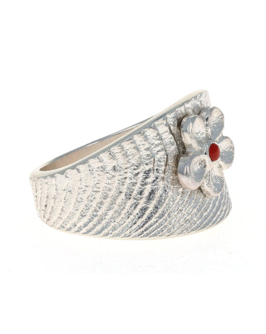 イカの石灰華鋳造花の指輪