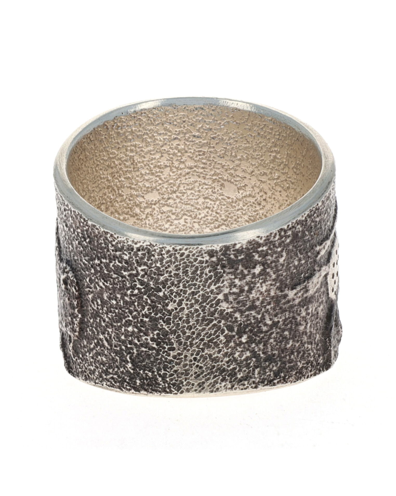 Anello in fusione di tufo "Caccia al bufalo"