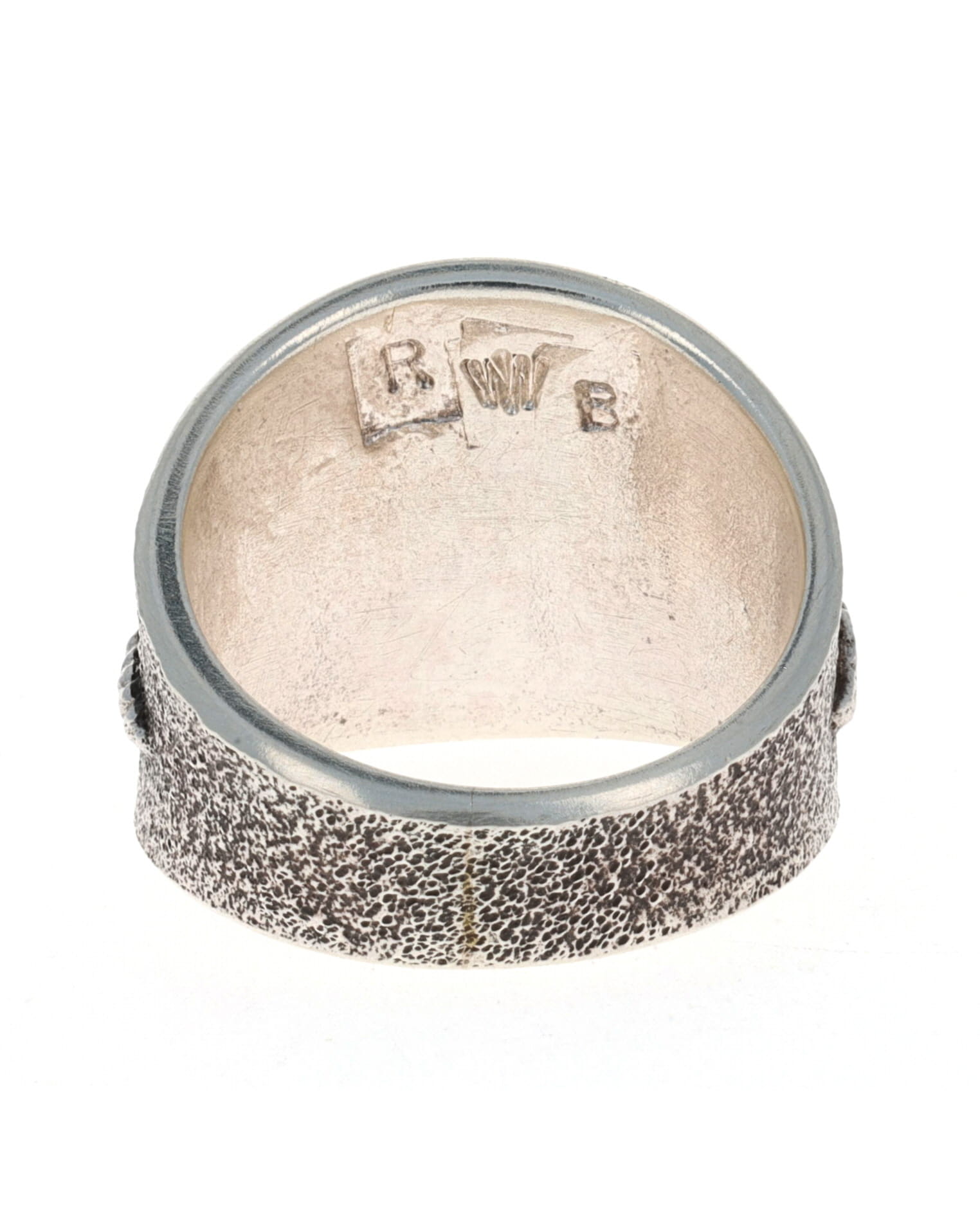 トゥファ鋳造ヘビリング