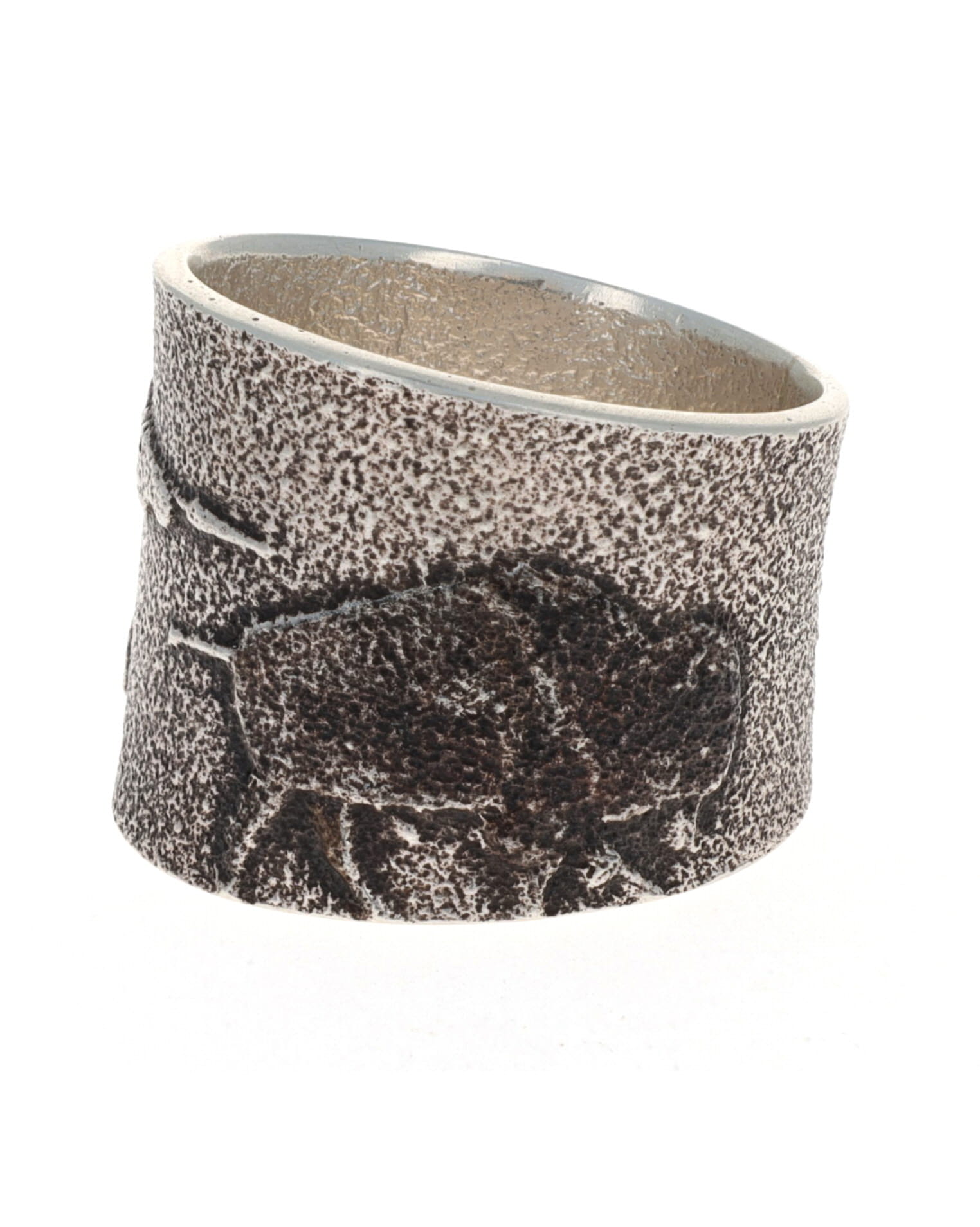 トゥファ鋳造「バッファロー狩り」リング