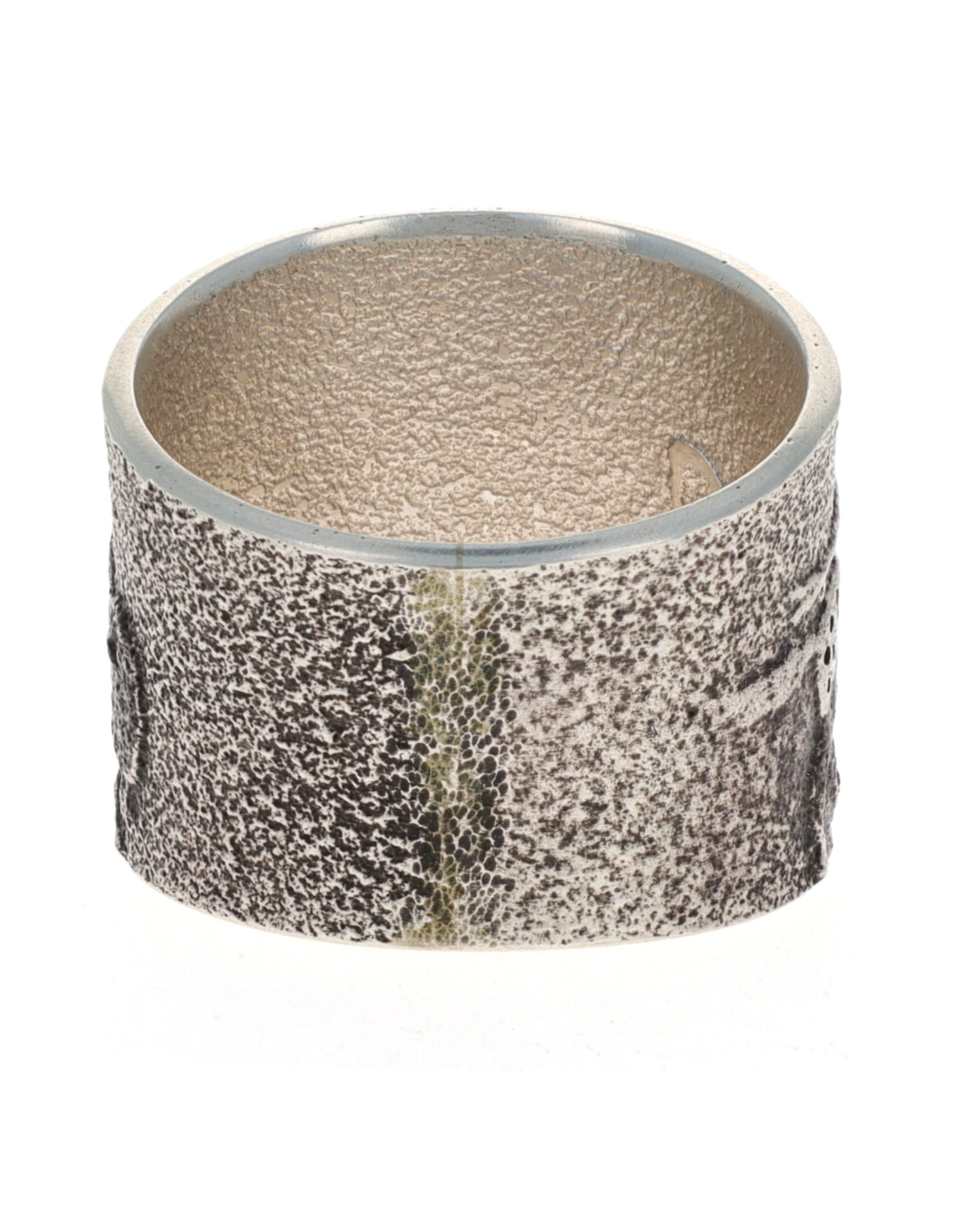 トゥファ鋳造「バッファロー狩り」リング