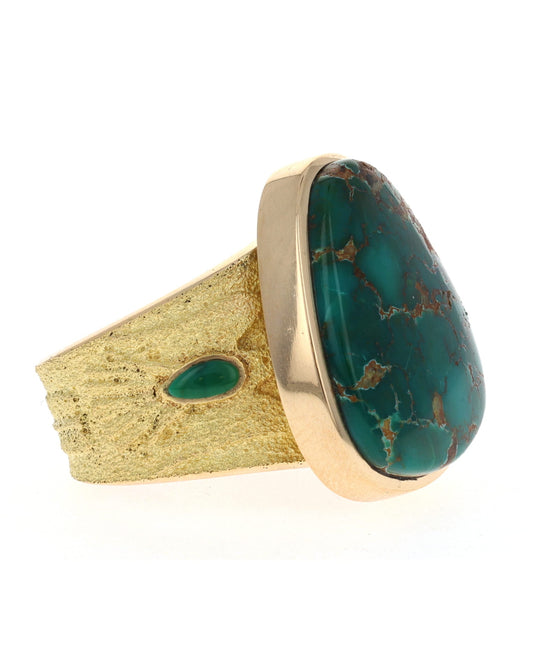 18K Gold Ring With High Grade Natural Royston Turquoise