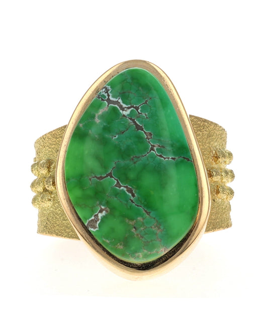 18K Gold Ring With High Grade Natural Carico Lake Turquoise