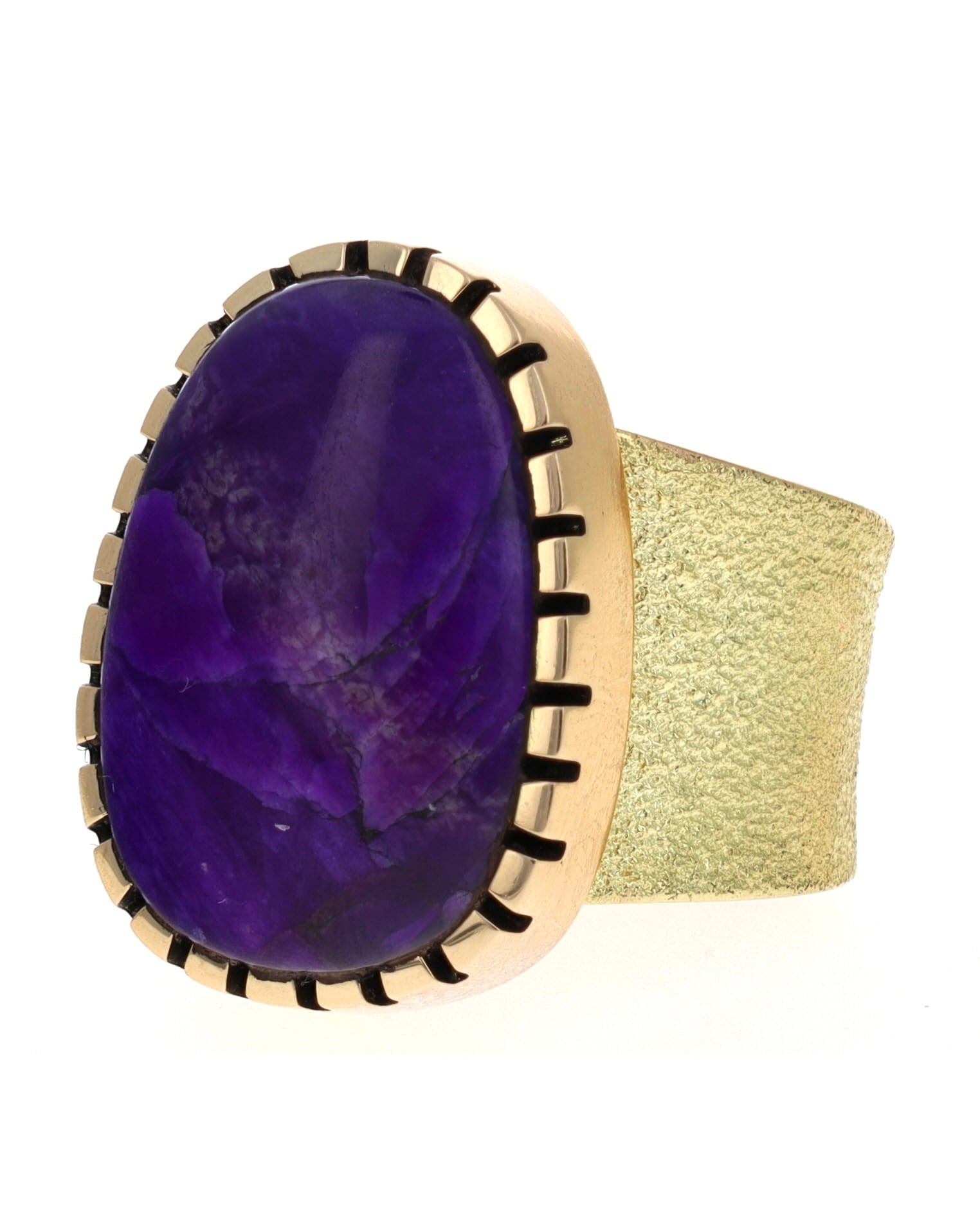 18K Gold Ring With High Grade Natural Sugilite Gel