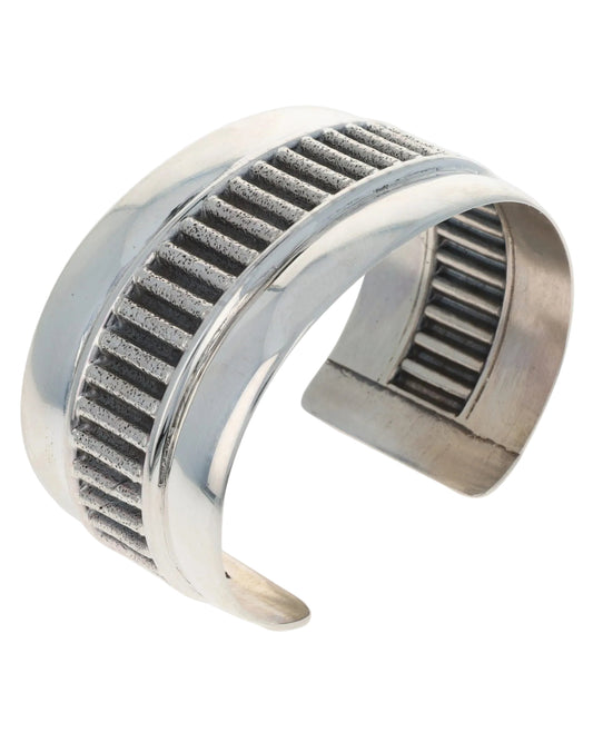 Sterling Silver Bracelet With Texturized Corrugated Center Row