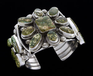 Hochwertiges natürliches Pilot Mountain Türkis Cluster Armband